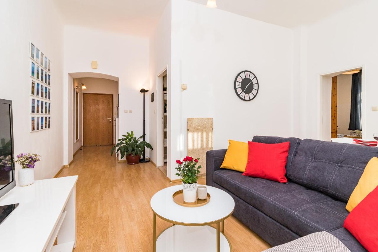 PUY Apartman Lussi מראה חיצוני תמונה