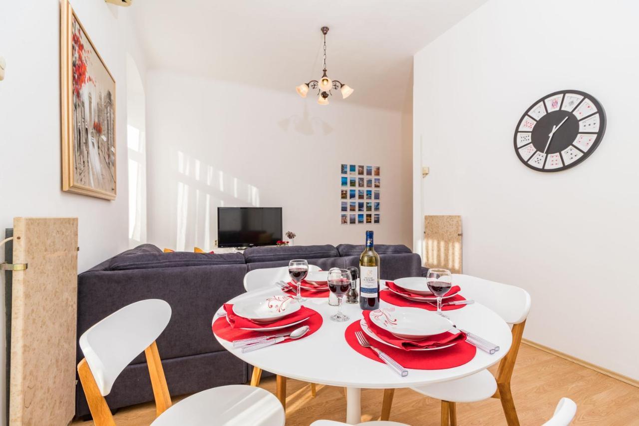 PUY Apartman Lussi מראה חיצוני תמונה