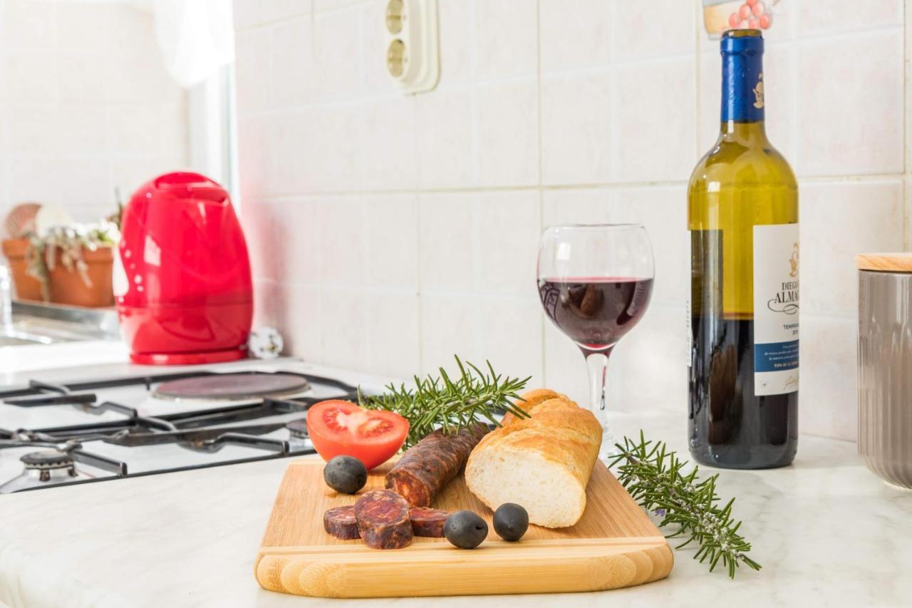 PUY Apartman Lussi מראה חיצוני תמונה