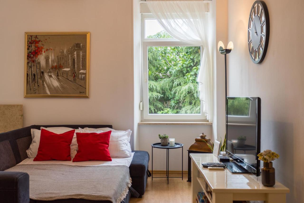 PUY Apartman Lussi מראה חיצוני תמונה