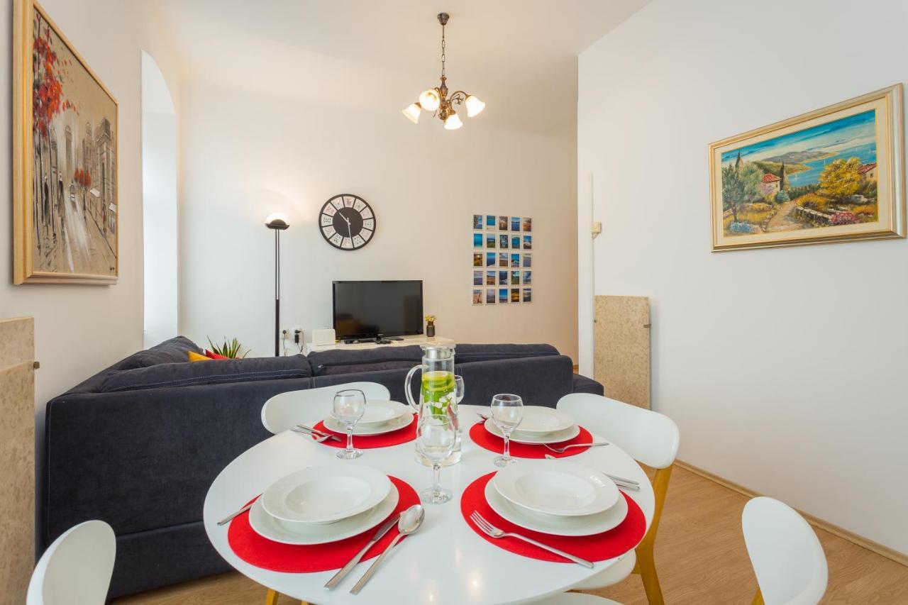 PUY Apartman Lussi מראה חיצוני תמונה