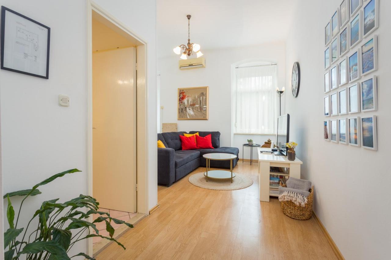 PUY Apartman Lussi מראה חיצוני תמונה